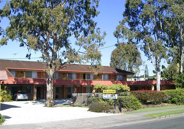 Front of Chaparral Motel Ballina Front of Chaparral Motel Ballina